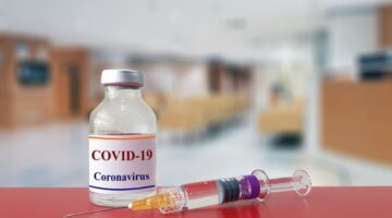 Koronavirüste son durum: Oxford’un aşısı ileri yaş gruplarında yanıt verdi