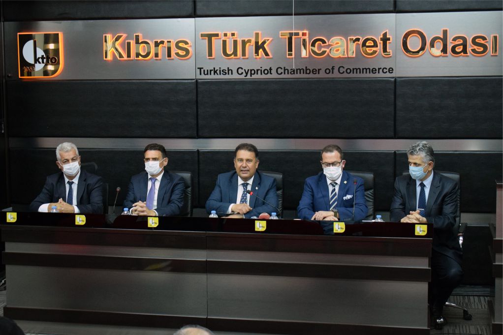 Başbakan Ersan Saner, Kıbrıs Türk Ticaret Odası’nda sektör temsilcileri ile bir araya geldi