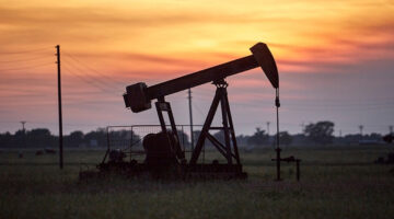 Brent petrolün varil fiyatı yüzde 0,25 artışla 83,16 dolar oldu